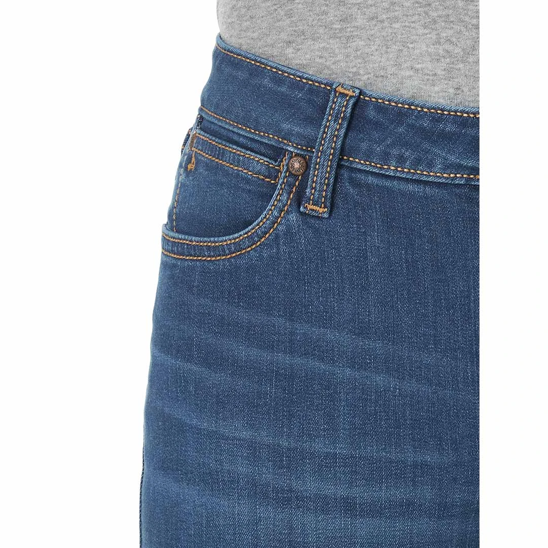 Wrangler Women's Aura Instantly Slimming Straight Leg Jeans - Image 5