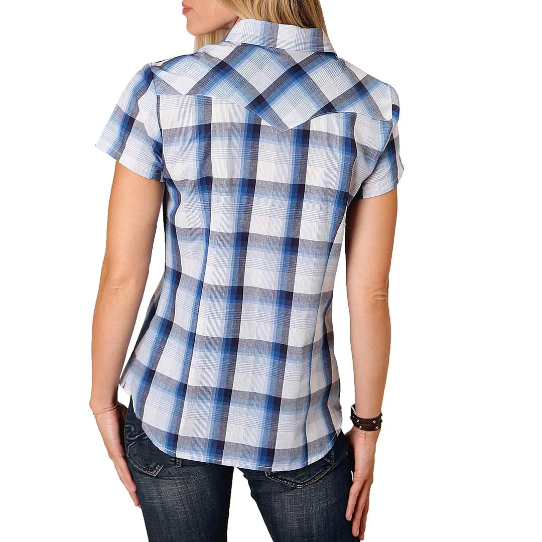 Roper Women's Short Sleeve Plaid Snap Shirt - Image 2