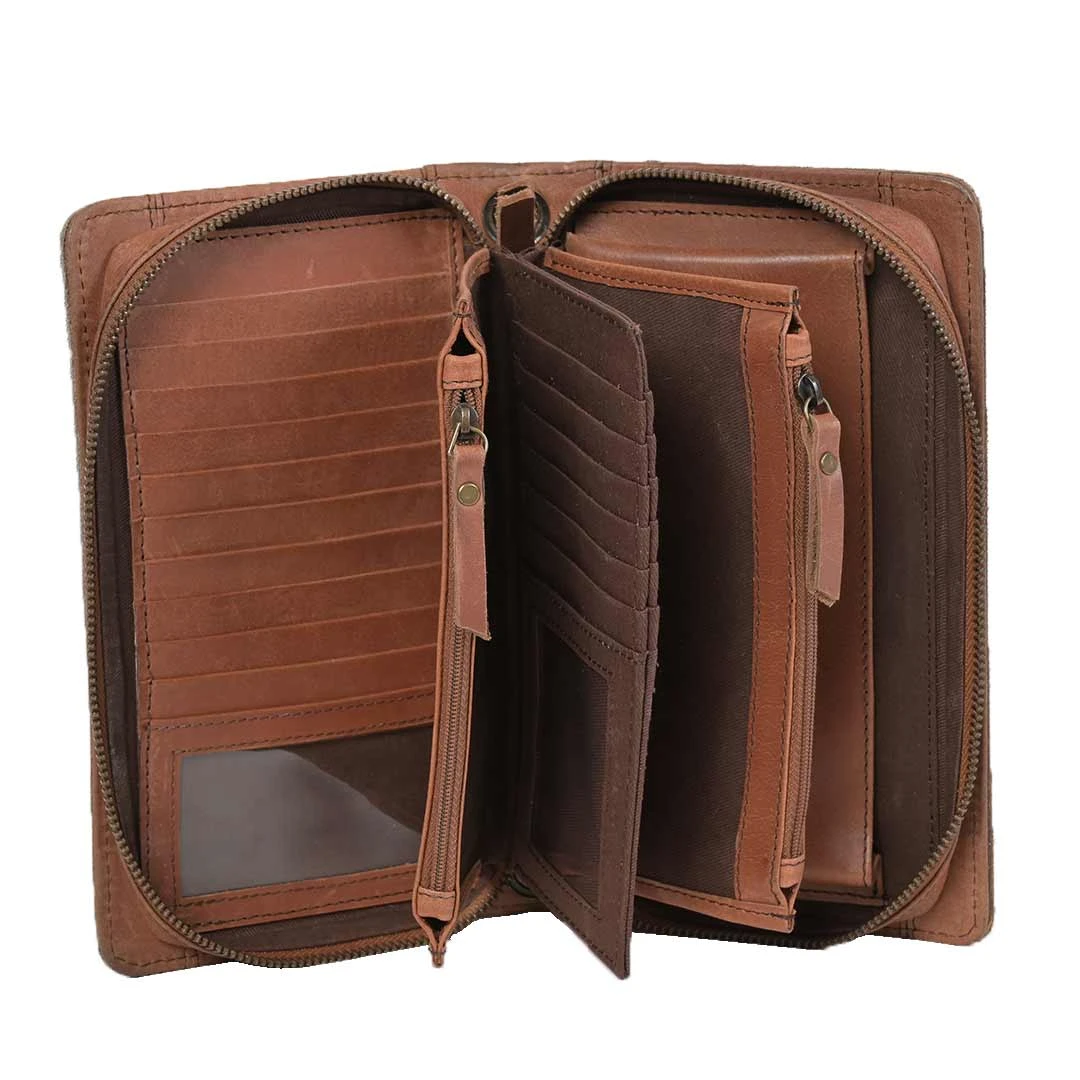 STS Ranchwear Cowhide Saddle Tramp Evie Organizer Wallet - Image 4